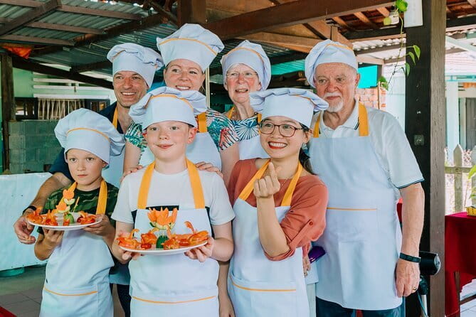 Hoi An street foods, night market and lantern boat ride - What you get for $59