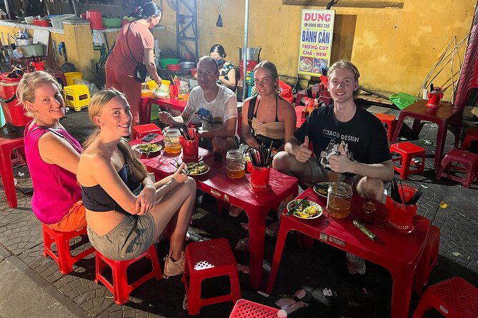 HOI AN Sunset Food Tour - Night Market - Lantern Streets - Who will enjoy this Hoi An evening?