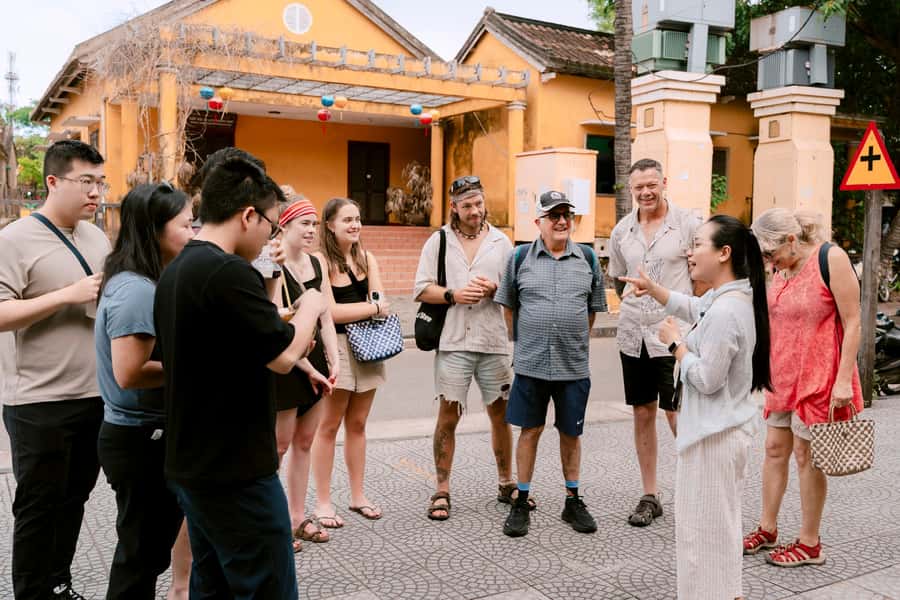 Hoi An: Unique Street Food Tour - White rose dumplings and the more unusual choices