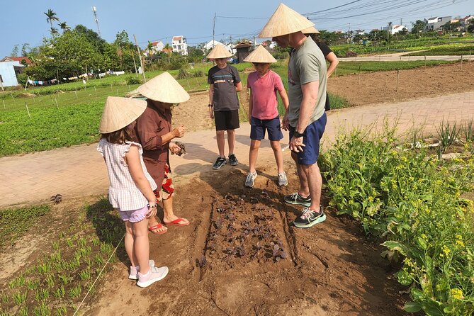 Hoi An Village Experience & Hoi An City Tour with Night Market - Hoi An Ancient Town, with the main sights in one walk