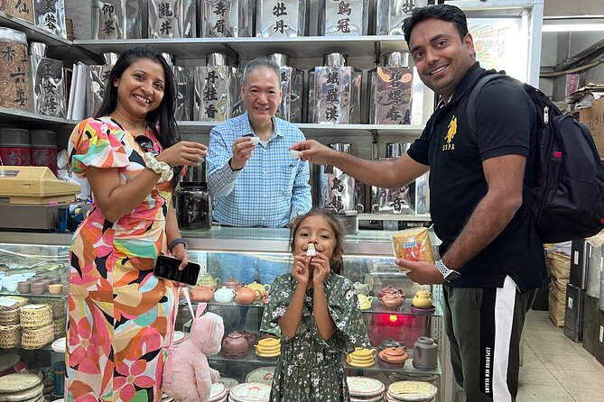 Hong Kong Private Food Tour with Michelin Street Food - Key Points Before You Book