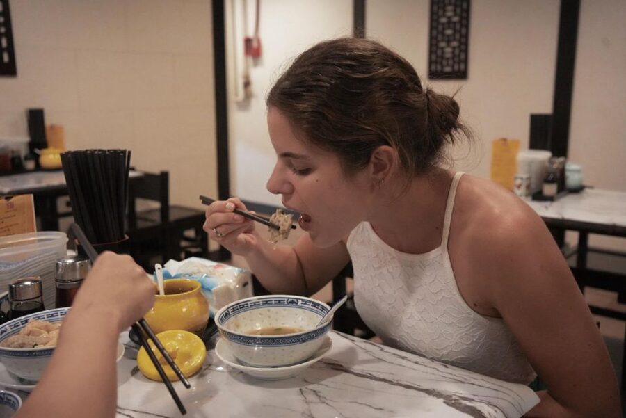 Hong Kong: Street Food Tour with Locals - Dim Sum and Wonton - Key points to know before you book