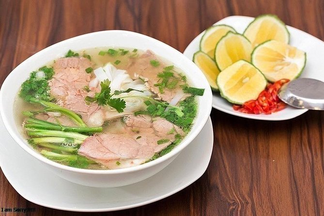 [HOT] Hanoi Old Quarter Walking Street Food - Small Group Tour - Dietary Needs and Practical Comfort