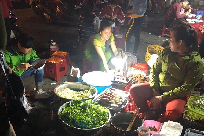 Hue Authentic Street Food tour - Why Hue food deserves an evening of its own