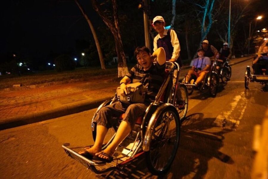 Hue: Night Street Food Tour by Cyclo with a Local Guide - Guides, language, and the personal touch