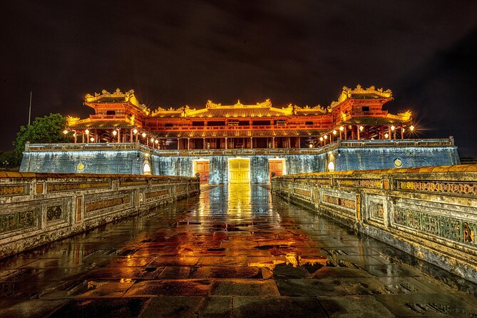 Hue Night Walking And Street Food Tour - 7:40 p.m. at the Imperial Citadel