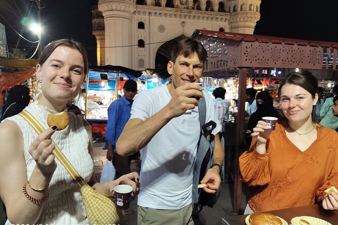 Hyderabad : Evening Street Food Tasting with Guided Old City Tour - Char Kaman and Gulzar Houz