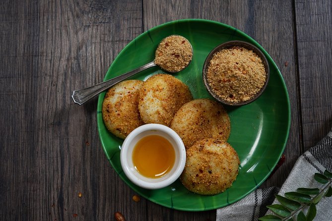 Hyderabad Street Food Crawl (2 Hours Guided Food Tasting Tour) - Smart ways to prepare for the walk