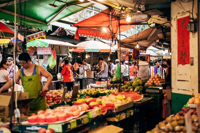 Iconic Food Tour: Local Street Food, Drinks & Sites - Why this food walk works in Taipei