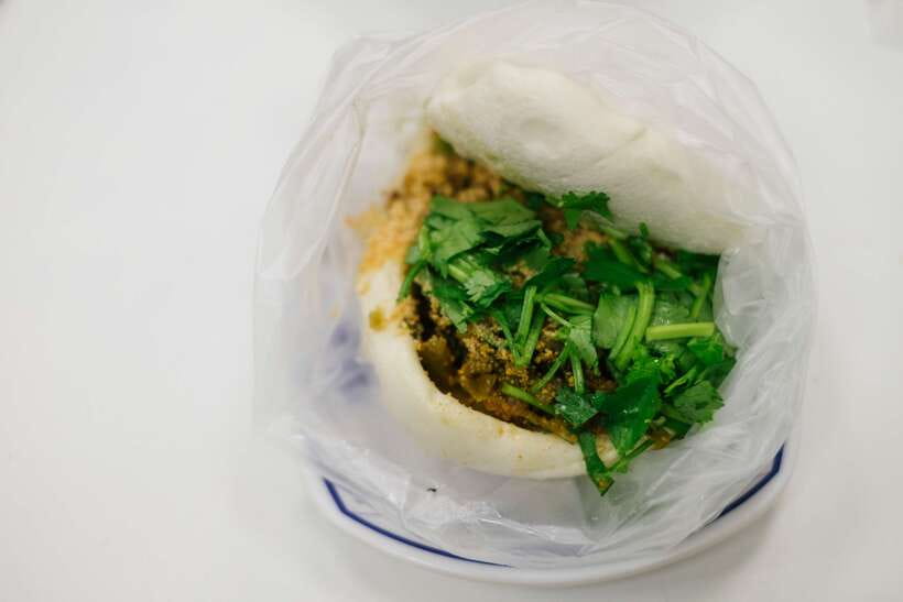 Iconic Food Tour: Local Street Food, Drinks & Sites - Boba, Taiwan’s favorite tea drink