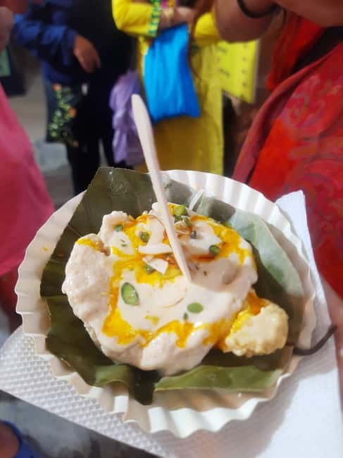 Jaipur : No Diet Club Amazing Street Food Tasting in Jaipur - Meeting Bhavya at Gujarati NasteWala