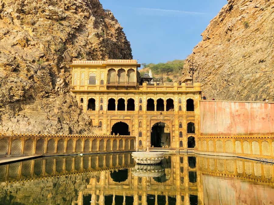 Jaipur: Private Full Day City Tour With Street Food - Hawa Mahal and the old city photo stops