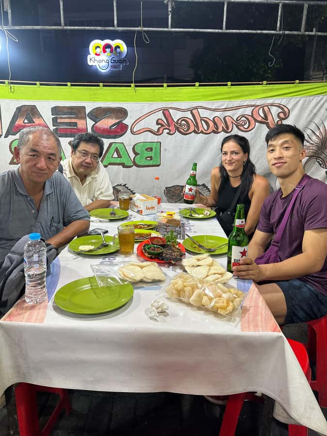 Jakarta: Street Food Tour with a Local Guide - Two and a half hours is enough for an introduction