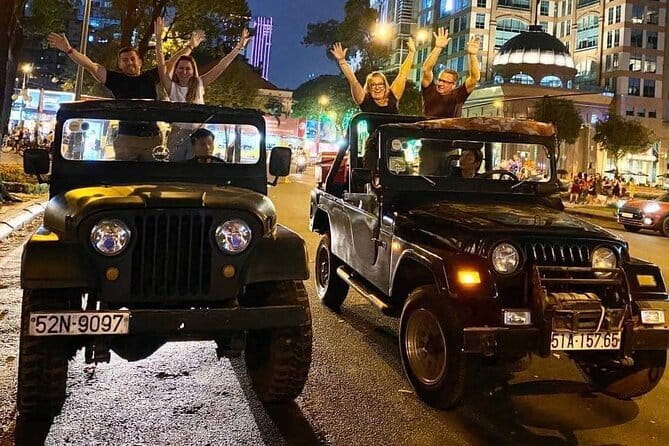Jeep Tour Saigon By Night : FRESH SEAFOOD, STREET FOOD & SKY BAR - Meeting at the Opera House at 6 p.m.