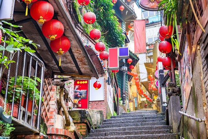 Jiufen, Heping Island Park & Keelung Night Market Day Tour - Key points at a glance