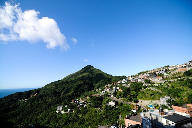 Jiufen, Heping Island Park & Keelung Night Market Day Tour - Keelung Miaokou Night Market: your evening meal is flexible