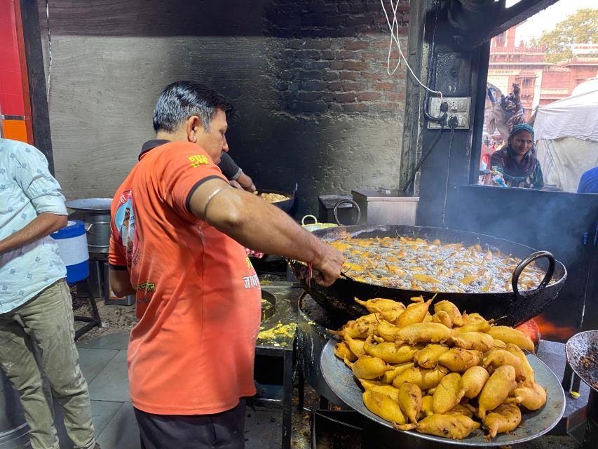 jodhpur: street food tour with over 8 food tastings - Pani puri, dahi bada, and the fun of small bites