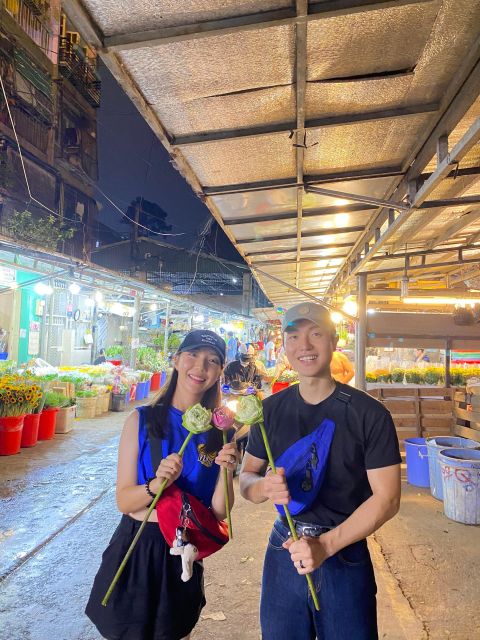 KISSTOUR| Saigon By Night & Street Food Tour on Motorbike - Old apartments and Saigon’s less polished side