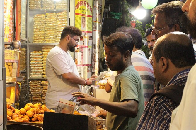 Kolkata Midtown Madness- A Street Food & Nightlife Tour - Key points at a glance