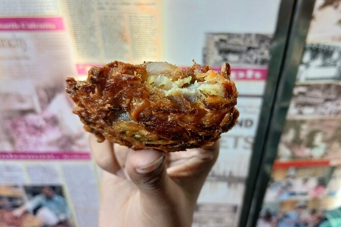 Kolkata Midtown Madness- A Street Food & Nightlife Tour - Ending at an old-school bar near Ganesh Chandra Avenue