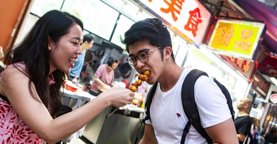 Kowloon: Private Night Markets & Street Food Experience - Dundas Street and the gaai behind the main roads