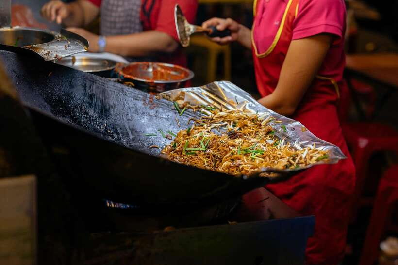 Kuala Lumpur: Local Street Food Night Tour - My call: book it for orientation, not quantity