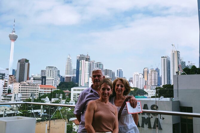 Kuala Lumpur's Nightlife Secrets and Street Food - Timing, group size, and practical comfort