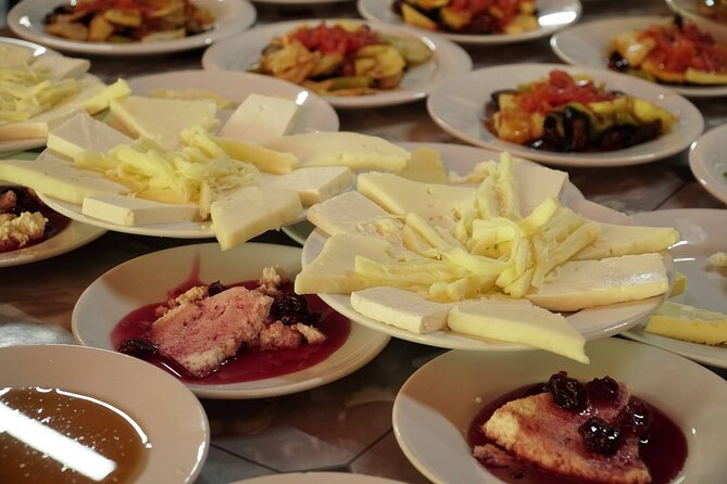 Kusadasi Selcuk Ephesus Gourmet and Street Food Tour - Meeting at the Kusadasi port