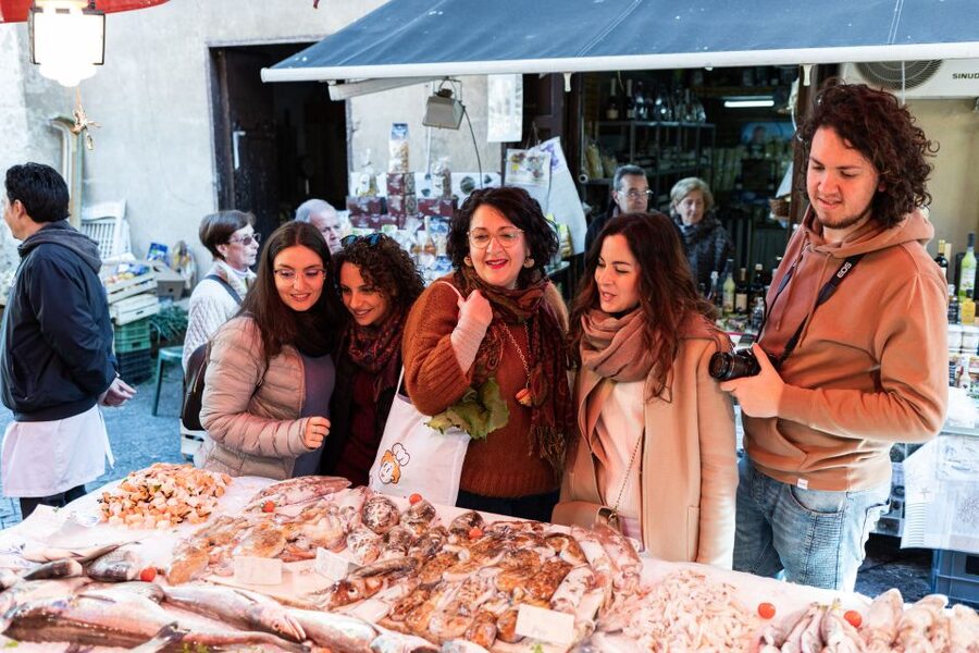 La Spezia: Small-Group Street Food Tour - Three local shops instead of one long restaurant meal