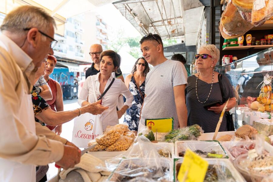 La Spezia: Small-Group Street Food Tour - What the first part of the walk gives you