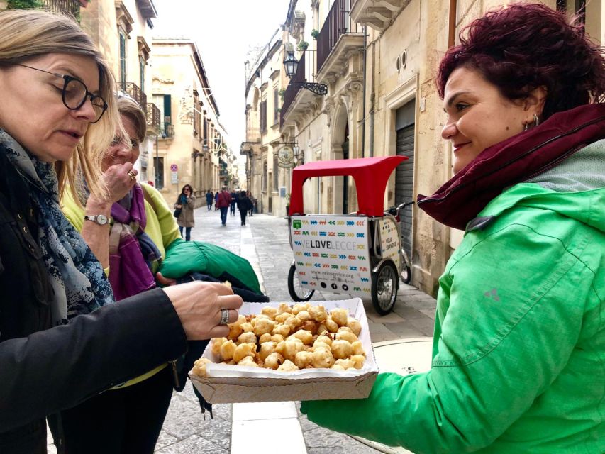 Lecce: Guided Tour & Street Food Tasting by Rickshaw - Piazza Sant’Oronzo brings the route into the Roman past