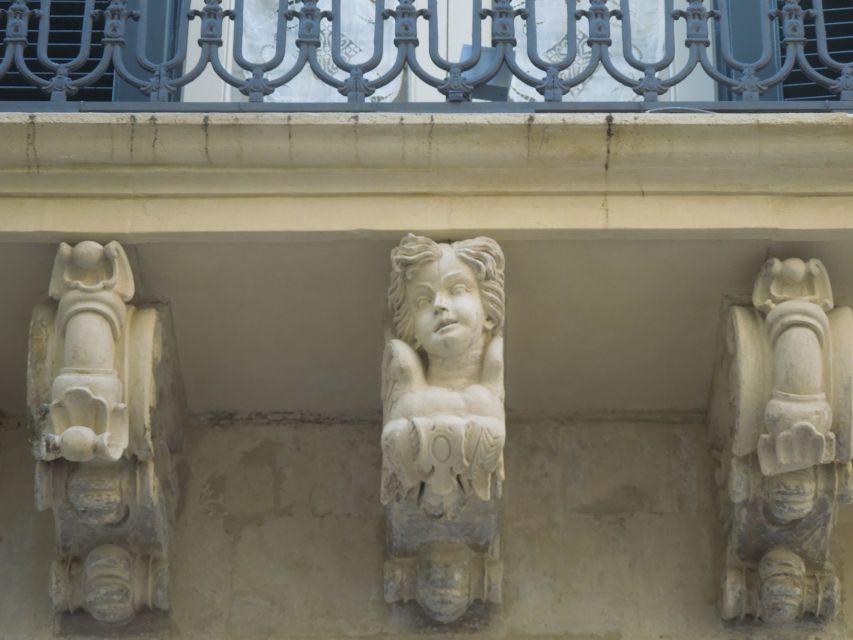 Lecce: Street Food Tasting and Sightseeing Tour - San Matteo and Lecce’s unusual church façades