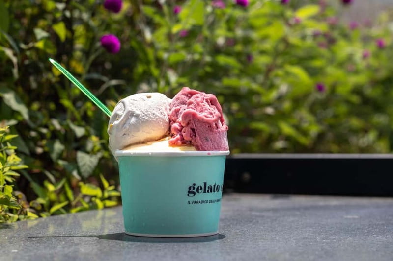 Lecce: The Ultimate Street Food Tour with a Local - Finishing with gelato in Piazza Sant’Oronzo