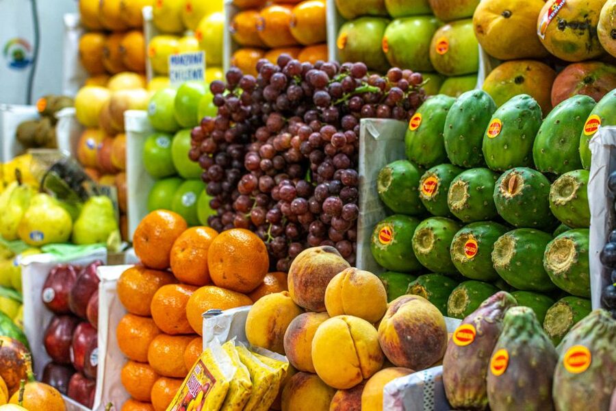 Lima: Historic Center Street Food, Market, and Eateries Tour - Plaza Mayor and Lima’s great civic buildings