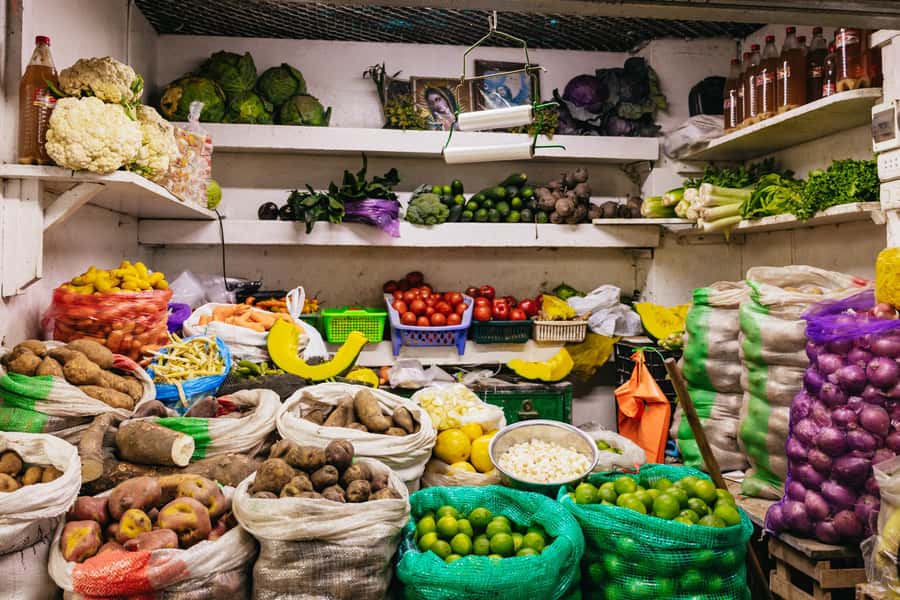 Lima: Historic Center Street Food, Market, and Eateries Tour - The sweet finish: churros, picarones, and more