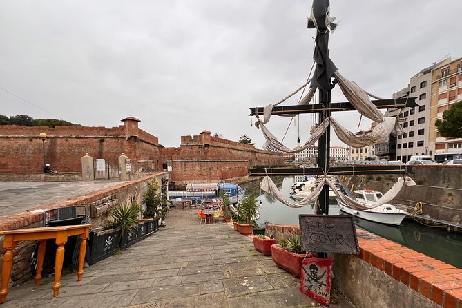Livorno Street Food Tour: A Tasty Local Adventure - Livorno’s market and food hall