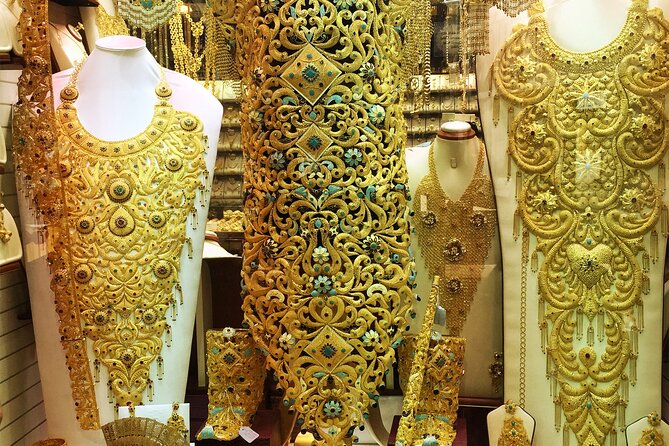 Local Street Food and Guided Walking Tour of Dubai Old Town - Textile Souk: Color, Cloth, and Bargaining