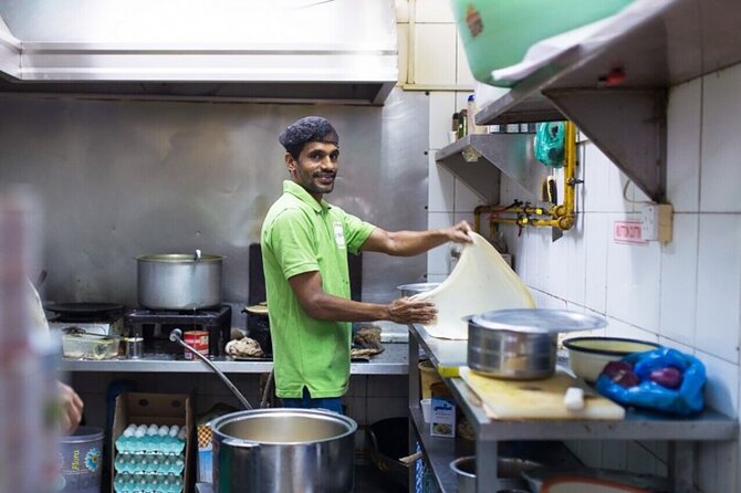 Local Street Food and Guided Walking Tour of Dubai Old Town - Gold Souk and the End Near Al Ras Metro Station