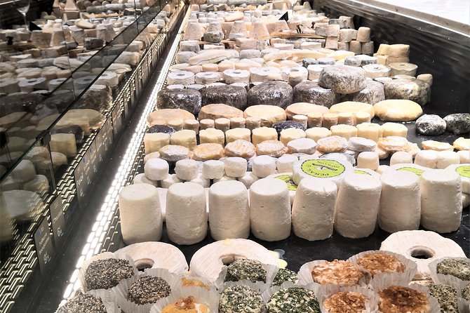Lyon Morning Food Market Tasting Tour in Les Halles Paul Bocuse - Why Les Halles Paul Bocuse is worth your morning