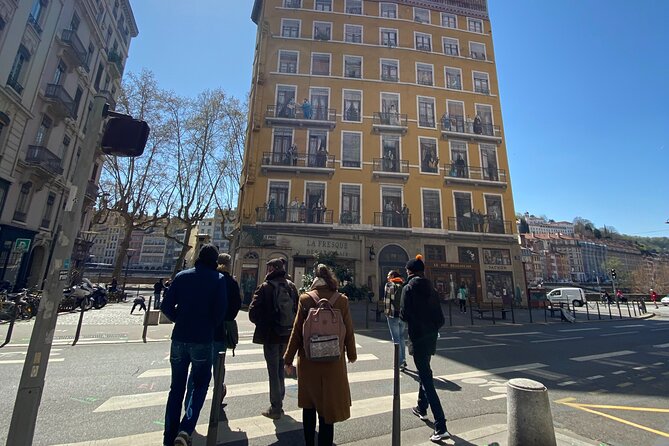 Lyon: Street Food Tour - Entering Vieux Lyon for the final tastings