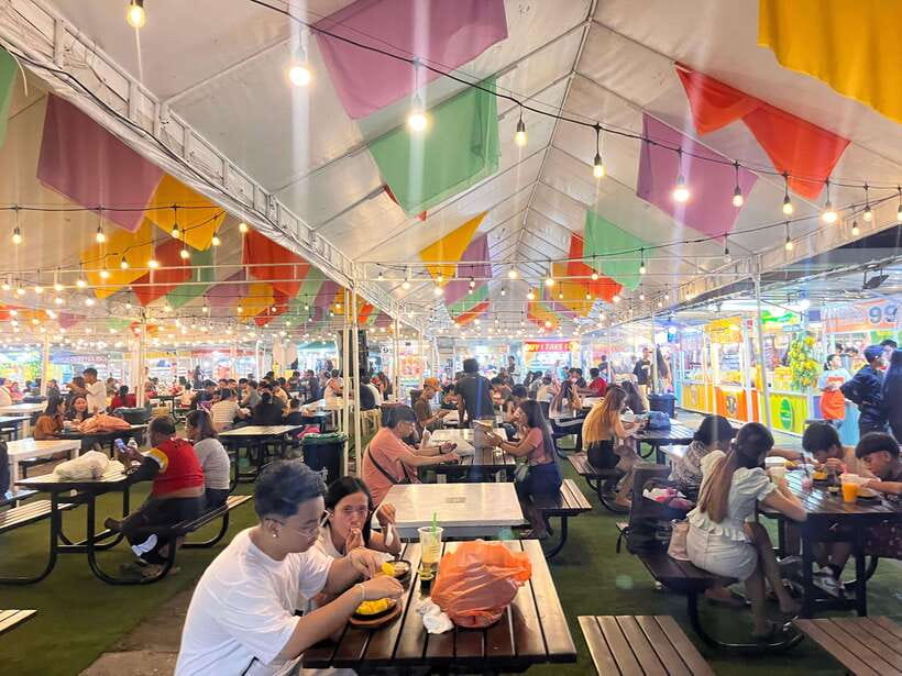 Manila Night Market with Local Guide - Jeepney and tuk-tuk rides are part of the lesson