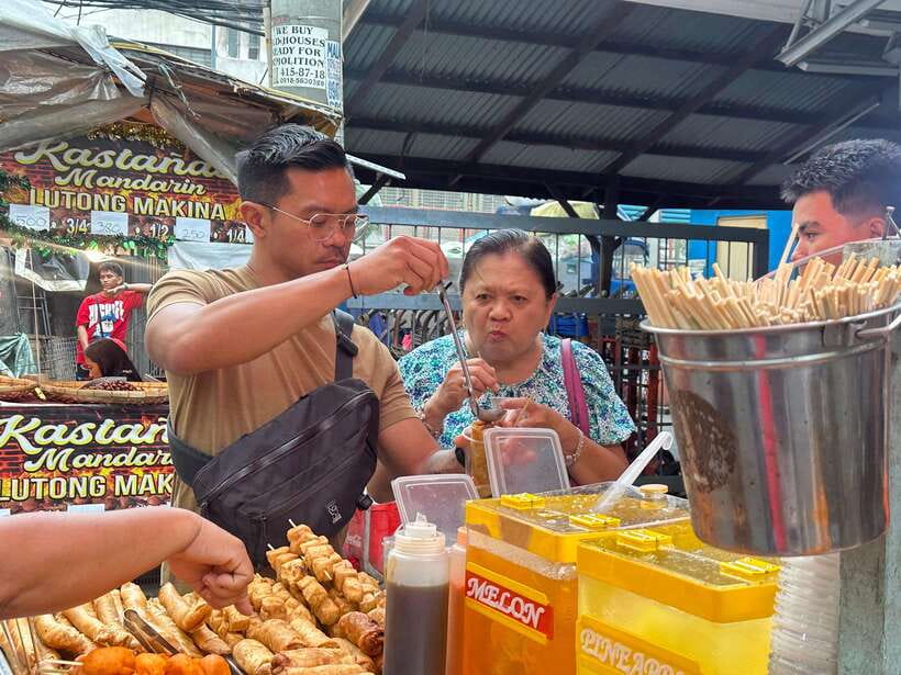 Manila Street Food and Drinks with Tuktuk Experience - Seeing Manila outside Intramuros