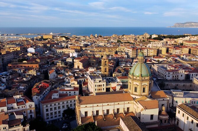 Markets and monuments: walking tour and street food in Palermo - Five tastings and a Palermo-style lunch break