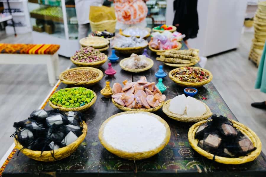 Marrakech Street Food Tour – Taste Local Flavors - Group or private tour: which works better?