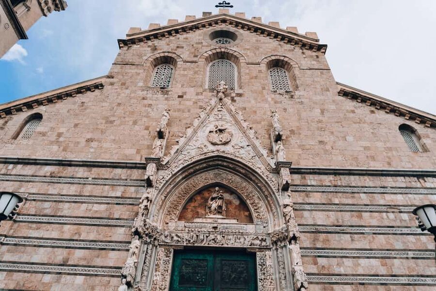 Messina Street Food Walking Tour and astronomical clock show - Local drinks and dietary planning