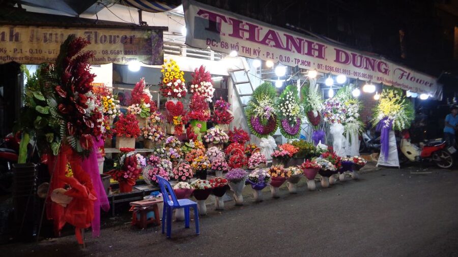 Midnight Street Food Tour In Saigon By Motorbike - The Thich Quang Duc monument