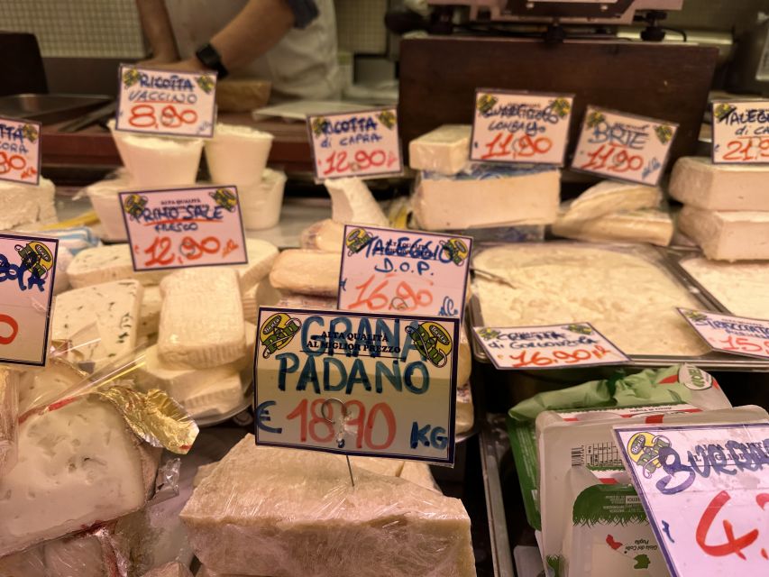 Milan: Guided Street Food Walking Tour with Food Tasting - The guides make the difference