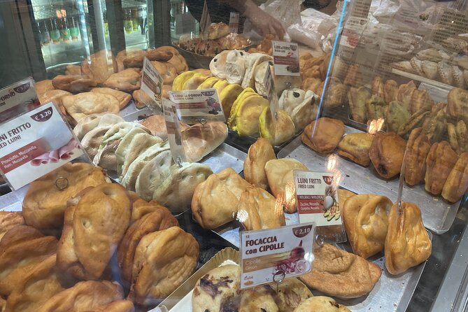 Milan History & Street Food Tour with Wine Tasting - Why this Milan food walk works so well