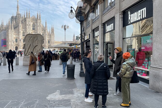 Milan History & Street Food Tour with Wine Tasting - Castello Sforzesco: a castle with room to breathe