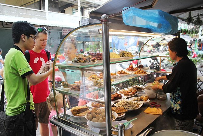 Morning Saigon Unseen+Street Food Tour with Ao Dai Riders Option - Nguyen Thien Thuat and Saigon’s older apartment life